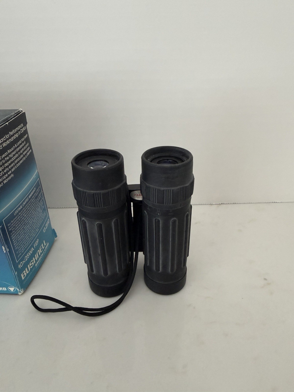 Bushell Sportview White Angle 10×25 Mm Binoculars.