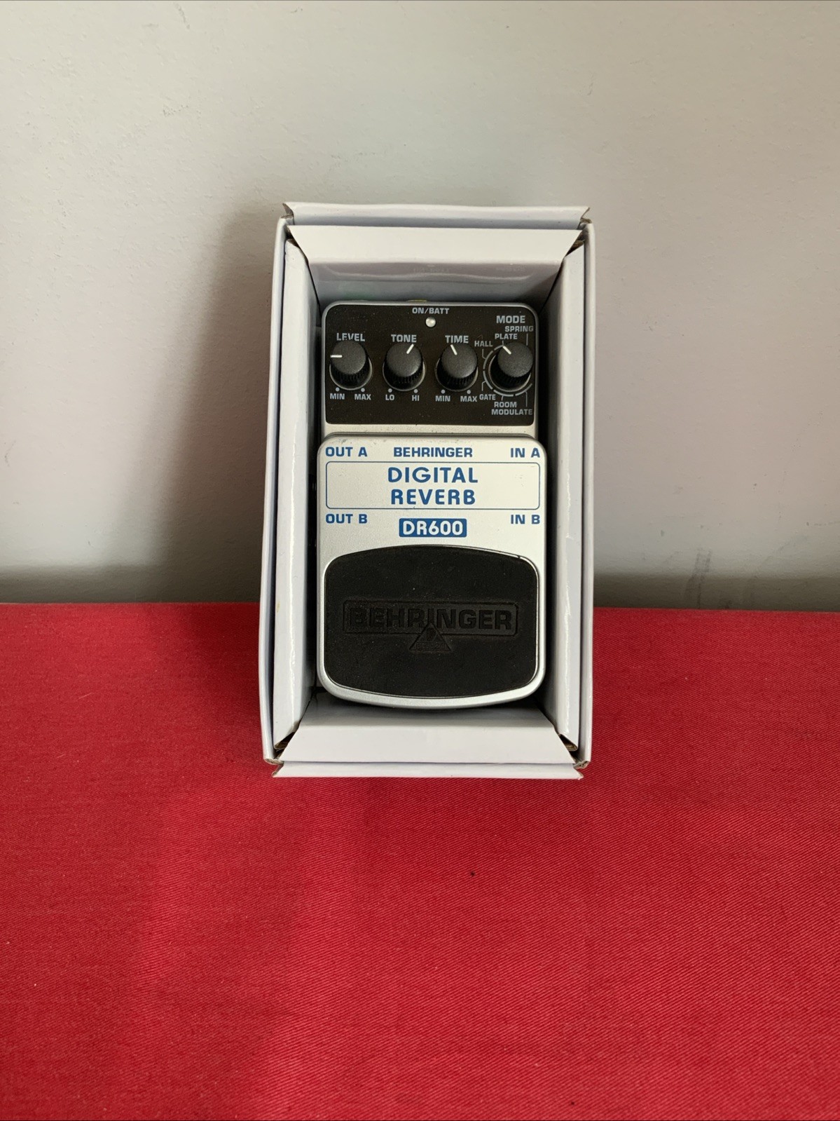 Behringer DR600 Digital Reverb Effects Pedal - Open BOX