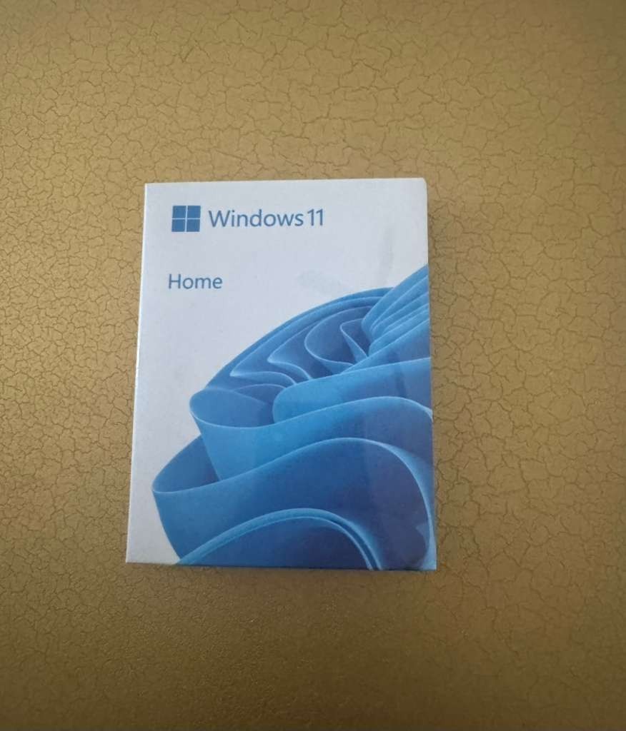 New Windows 11 Home Retail USB Flash Drive License Key Factory Sealed Single Pak