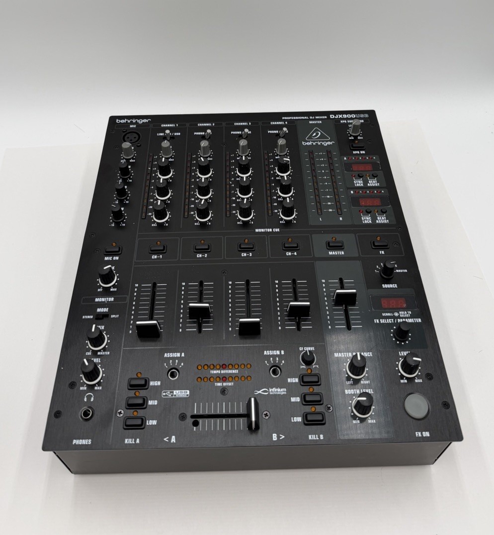 DJX900USB 5-Channel DJ Mixer