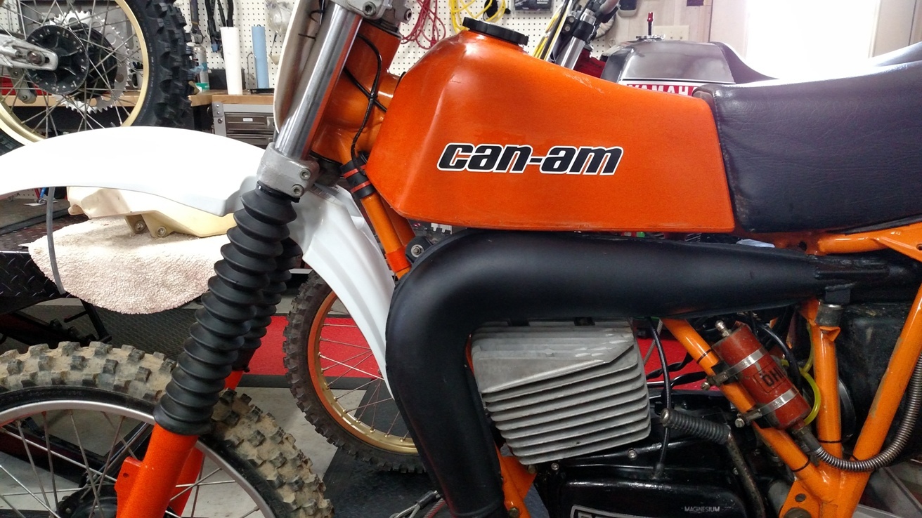 Can-Am Gas tank decal set (pair) - Vintage 125 250 400 1978 1979 1980 1981