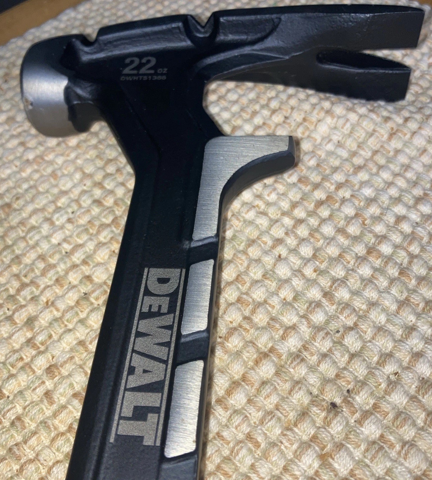 "DeWALT DWHT51366 22-Ounce Multi-Functional Rip Claw Long Handle Demo Hammer"