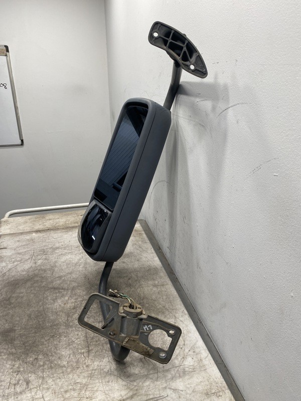 2007 Freightliner Columbia Mirror A2262162000 (613-15420)