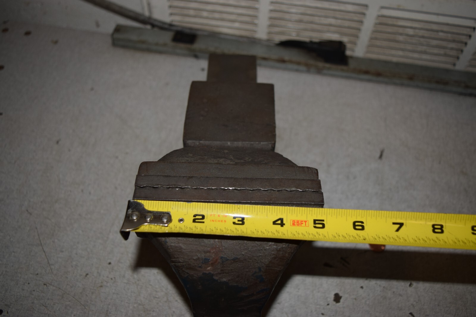 Bench Vise 5" Jaws