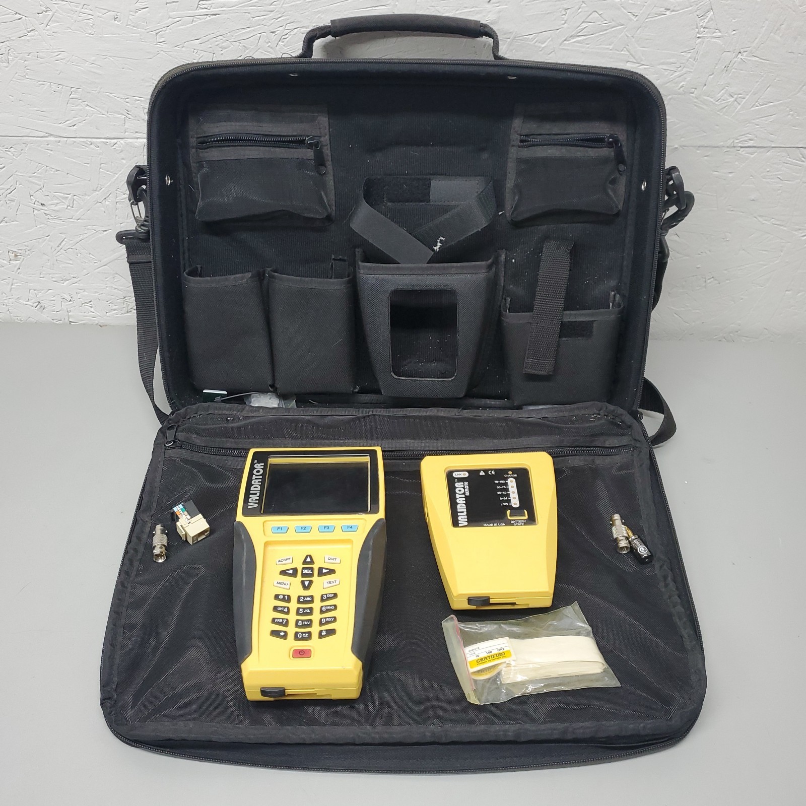 JDSU Validator NT900 Ethernet Speed Certifier w/ Remote & Accessories - SCREEN*