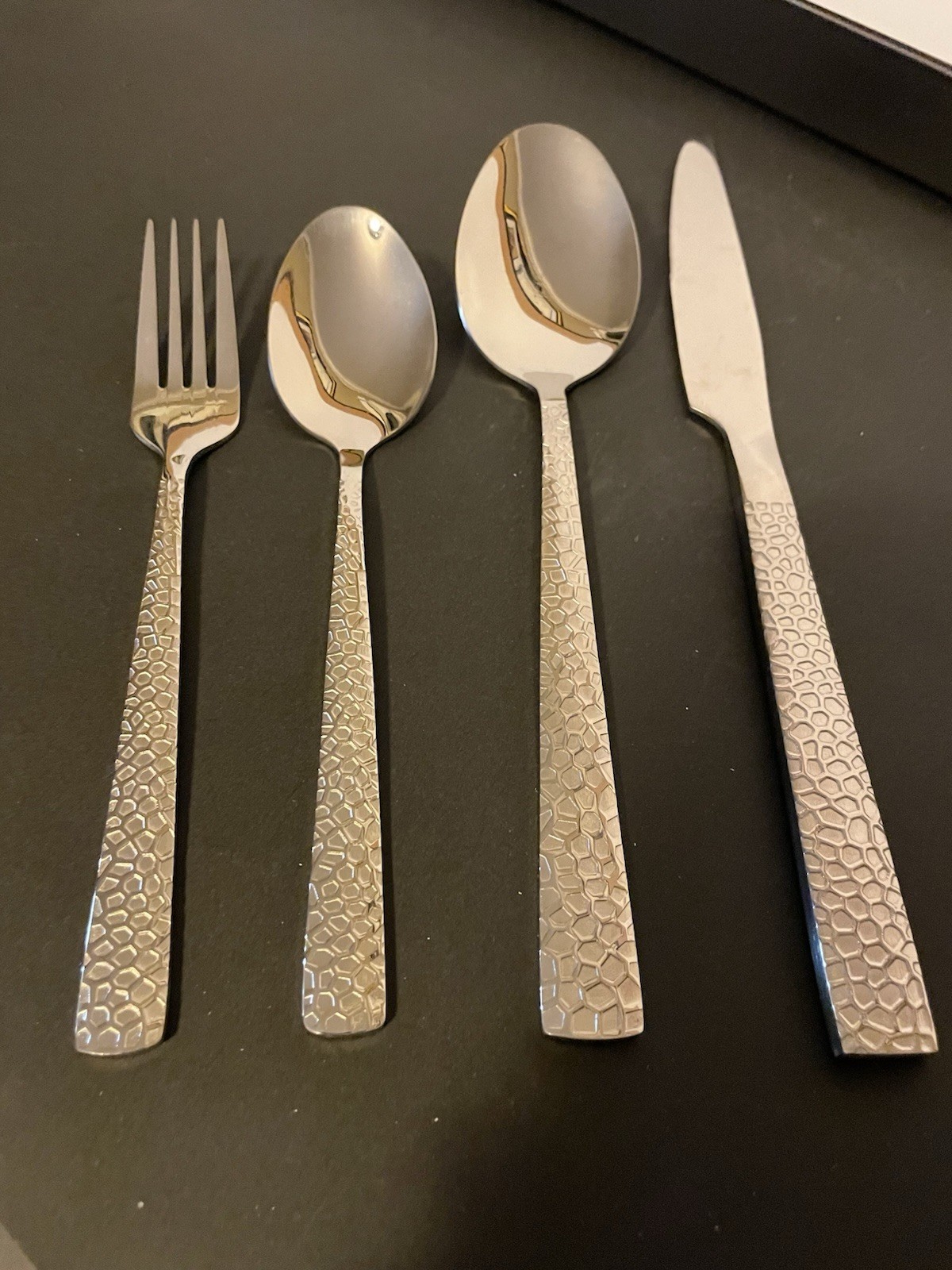 16 Pc Stainless Steel Hammered Flatware Setting For 4 Honeycomb Square 18/0 NEW