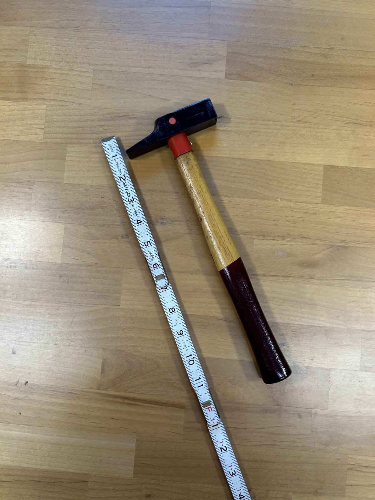 Habero Cabinetmaker's Hammer 22mm head, 230 grams.