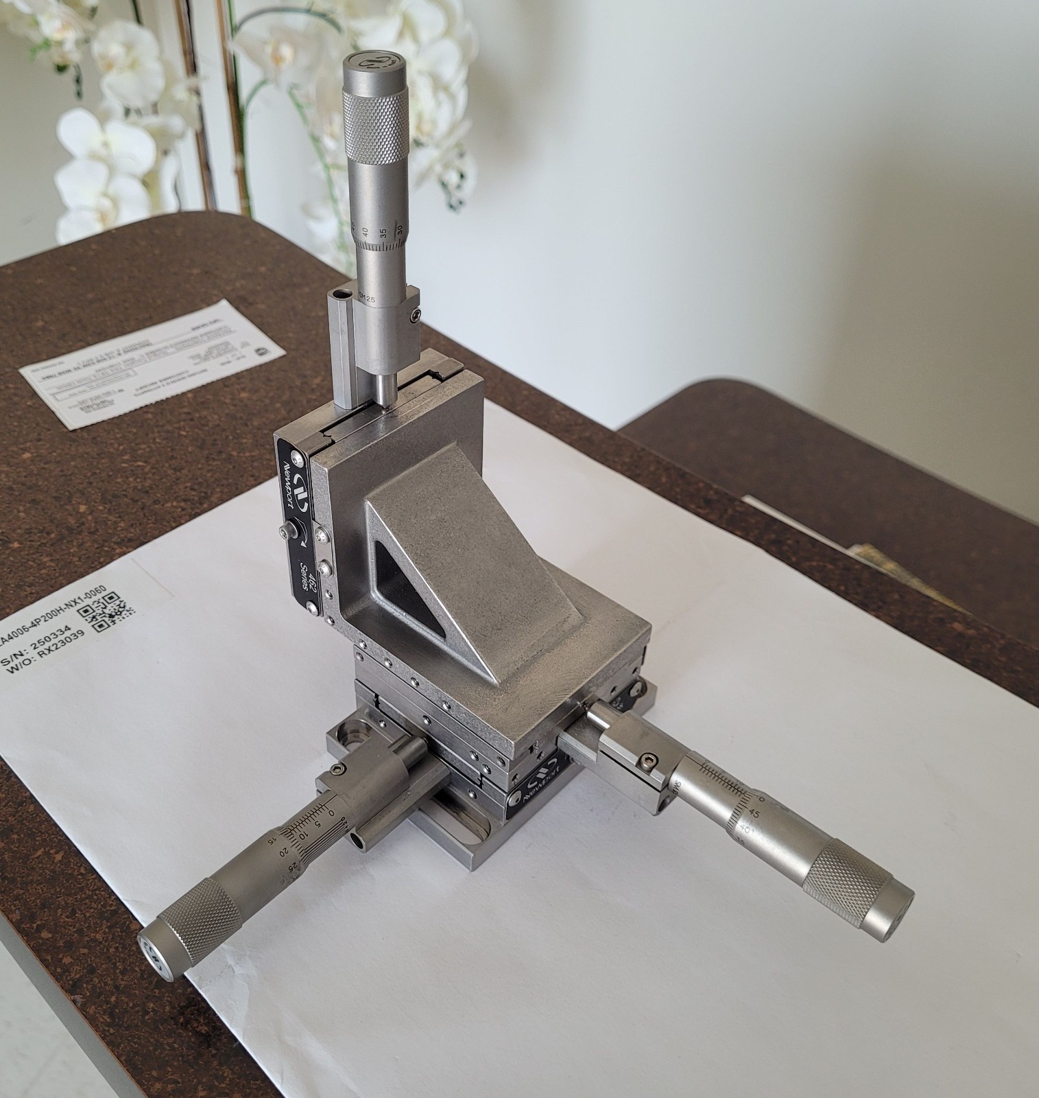 Newport 462  Stainless Steel Ball Bearing Translation Stage XYZ with Micrometers