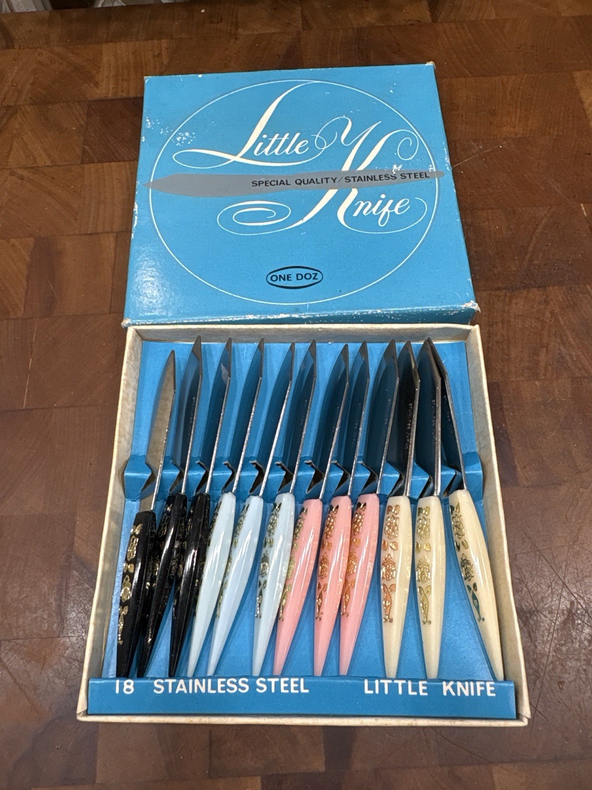 Vintage Set 12 Little Knife Stainless Japan Fruit Dessert Knives w Box NOS