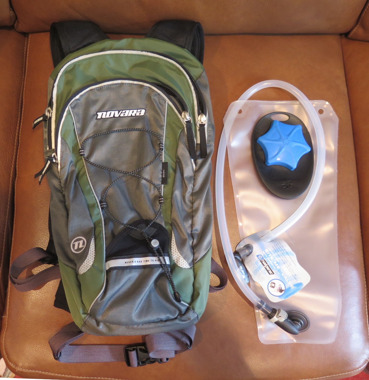 Novara Biking and Hiking Hydration pack, green/gray Nalgene 2L resevoir.