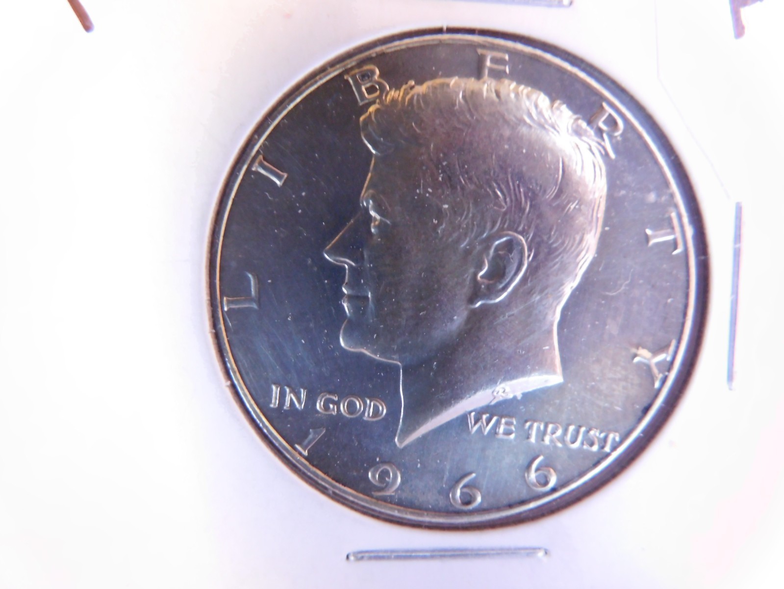 US 1966 KENNEDY SILVER HALF DOLLAR 40% Silver COIN