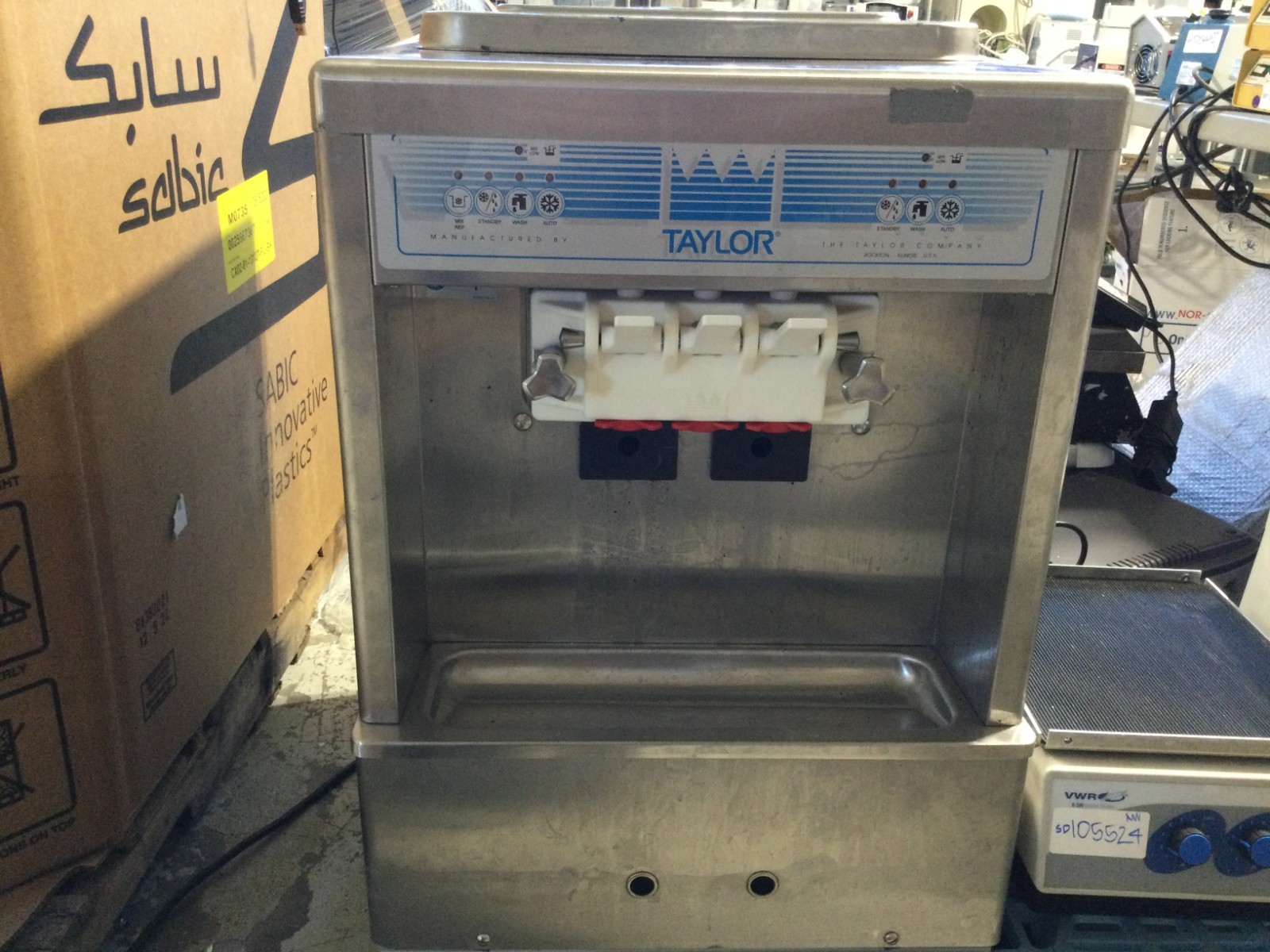 TAYLOR FREEZERS 161-27 SOFT SERVE ICE CREAM FREEZER MACHINE