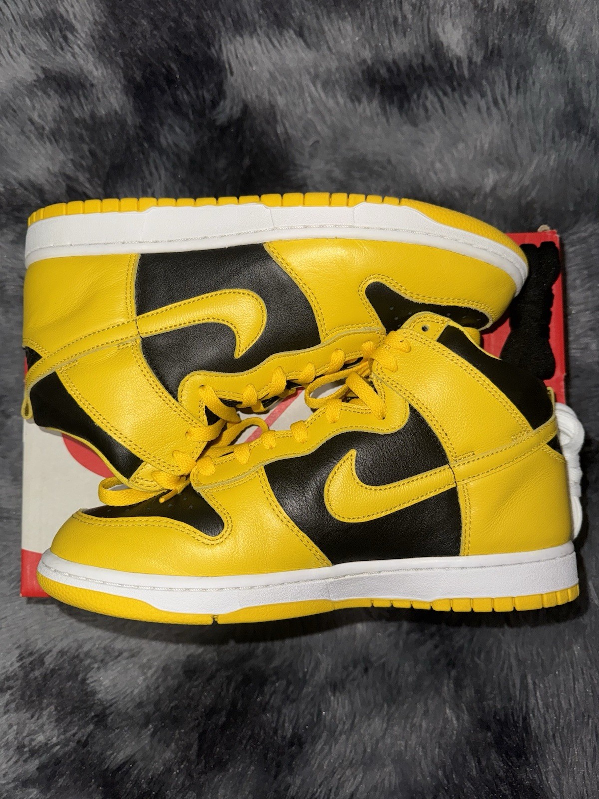 Size 9.5 - Nike Dunk High SP Iowa 2020 CZ8149 002 Varsity Maize
