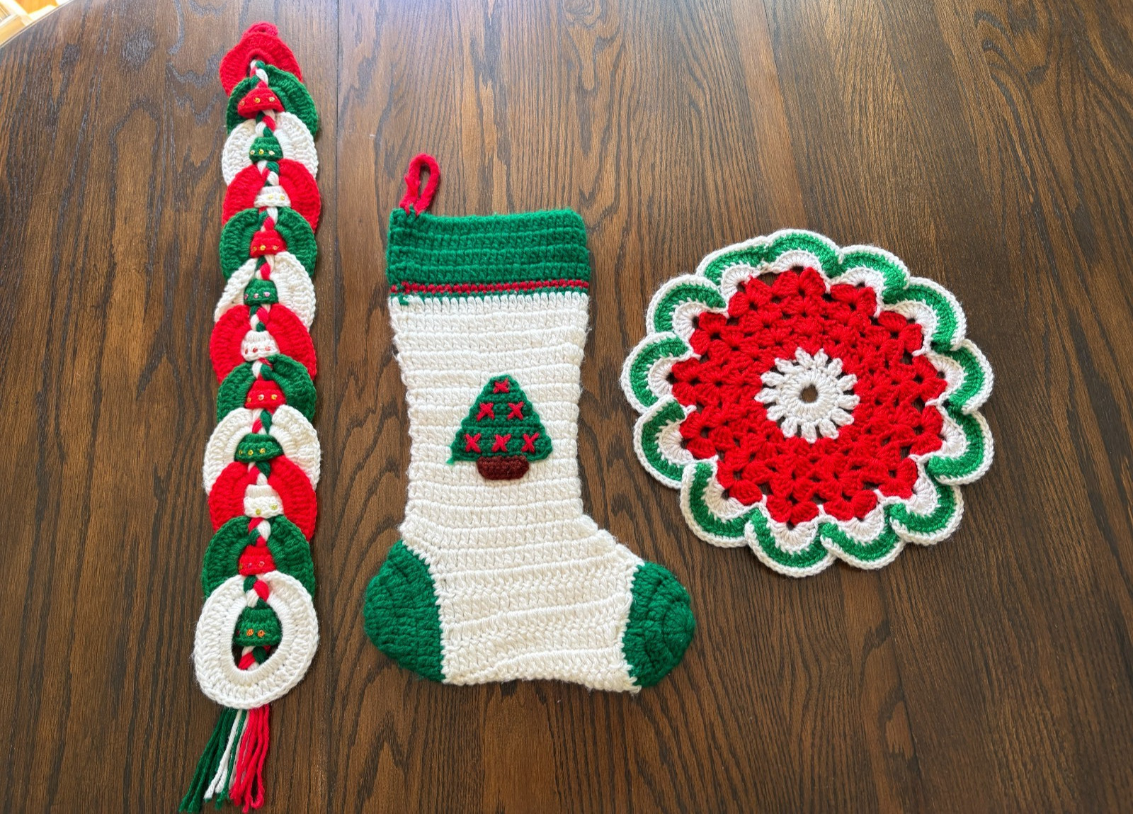 Vtg Christmas Crochet Lot Stocking Doily Wall or Door Hanging Green White Red