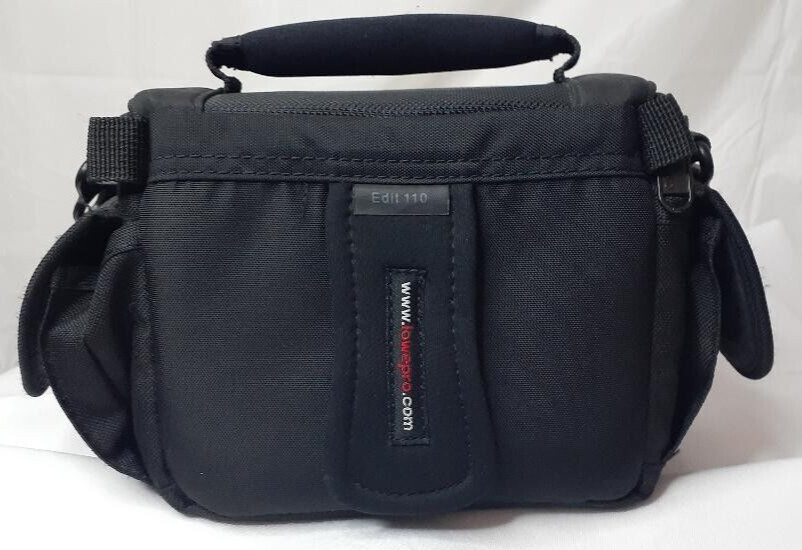LOWEPRO EDIT 100 CAMERA CASE BLACK PADDED WITH SHOULDER STRAP