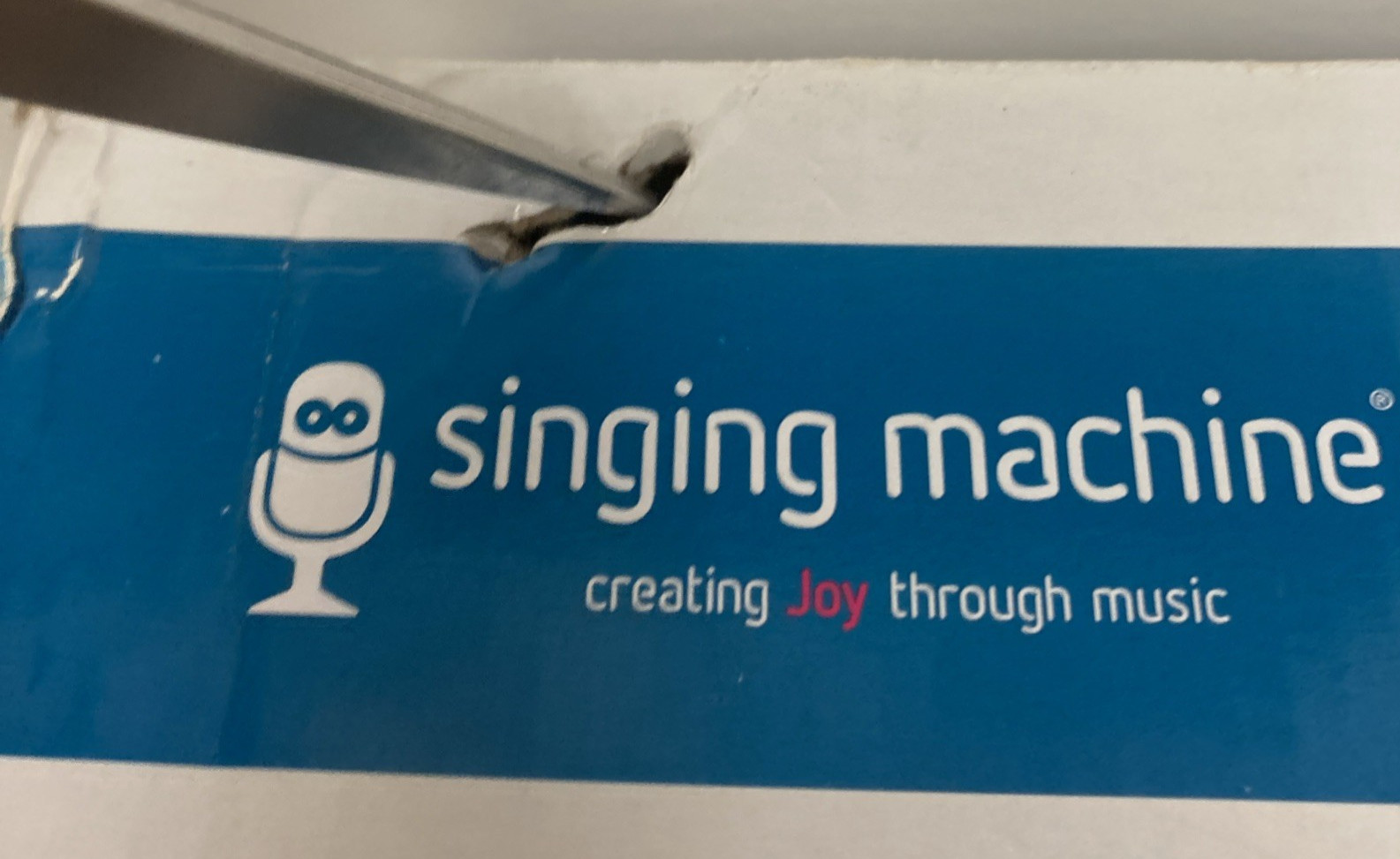 Singing Machine SML343BK Karaoke Machine CD+ Gs Wired Microphone/ New.
