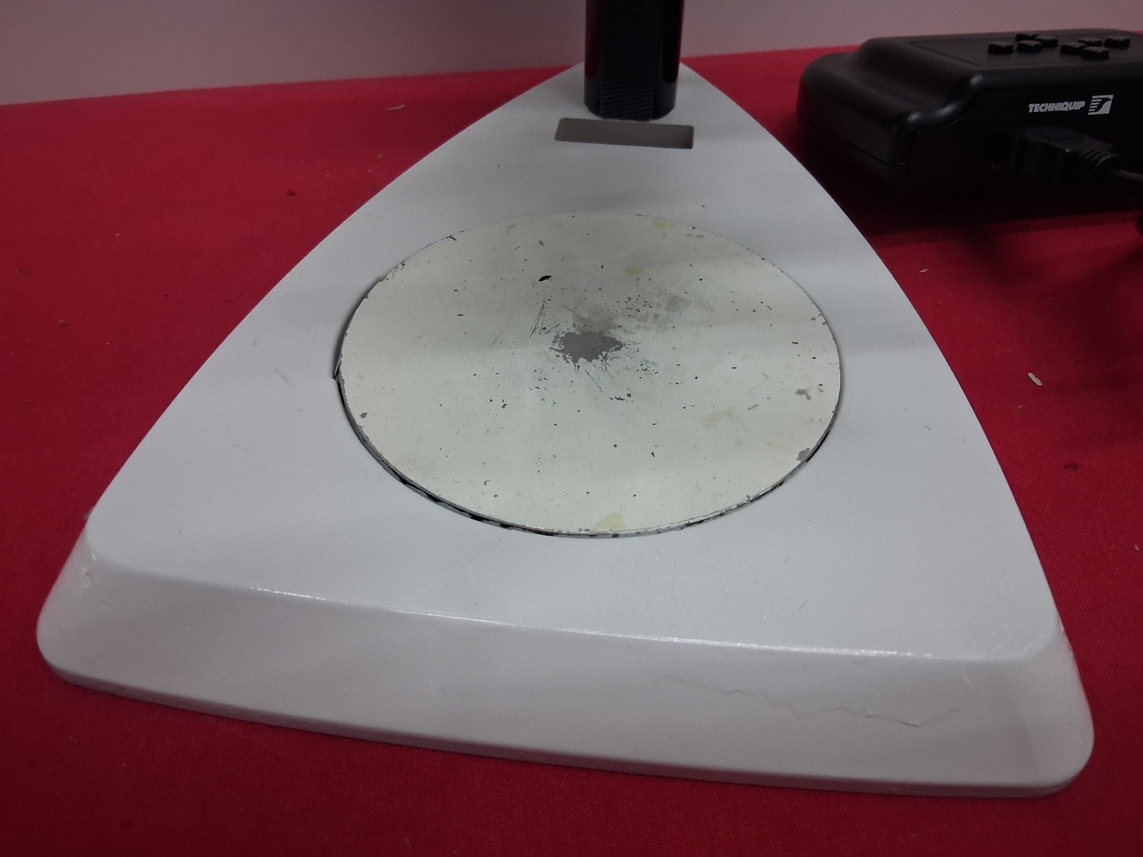 LEICA S4E STEREO ZOOM MICROSCOPE 6.3 -30 X MAGNIFICATION WITH STAND & LED LIGHT