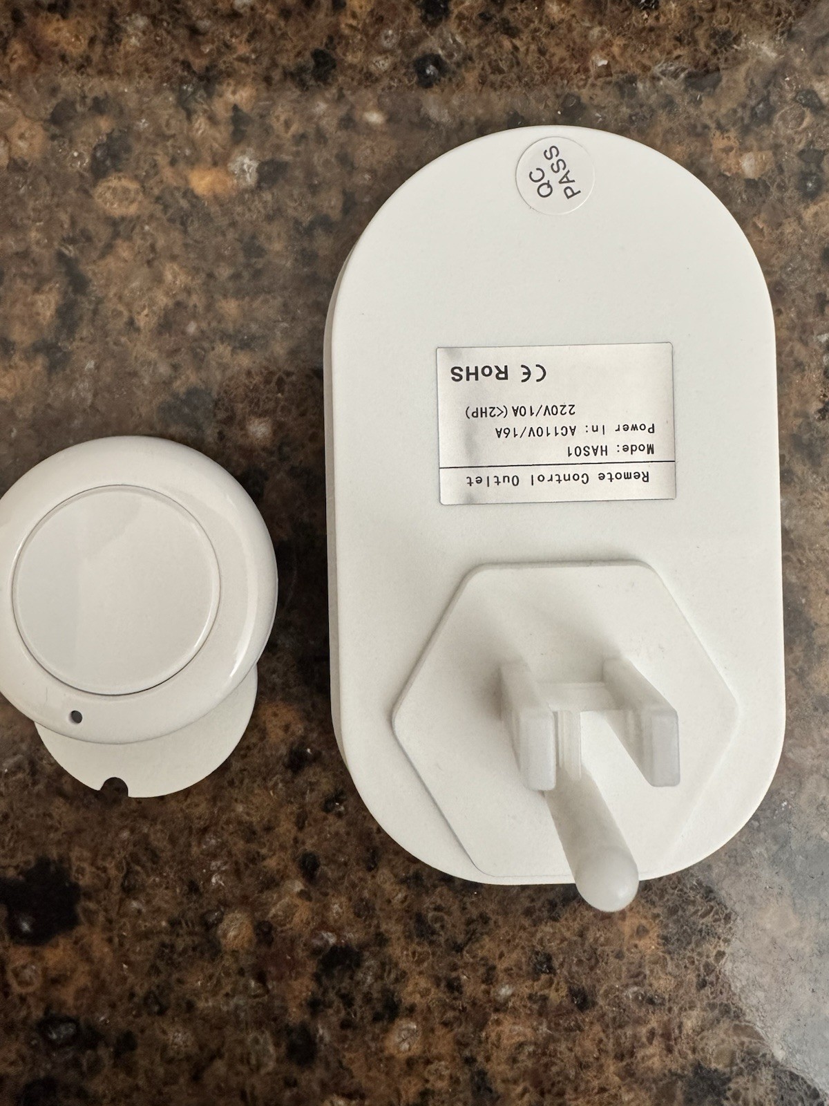 Remote Control Outlet for Garbage Disposal HAS-01W US Plug White Indoor