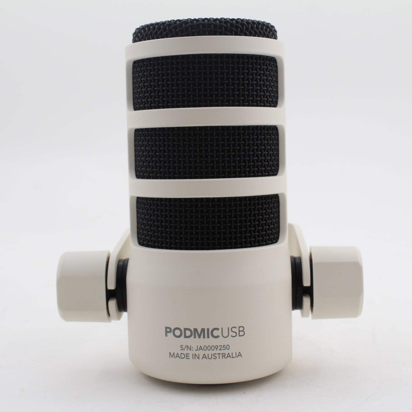 * OPEN BOX EXCELLENT * RODE PodMic USB and XLR Dynamic Broadcast Microphone (Whi