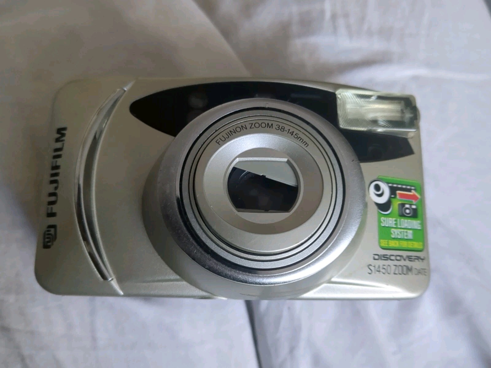 Fujifilm Discovery S1450 Zoom Date 35mm Point & Shoot Film Camera