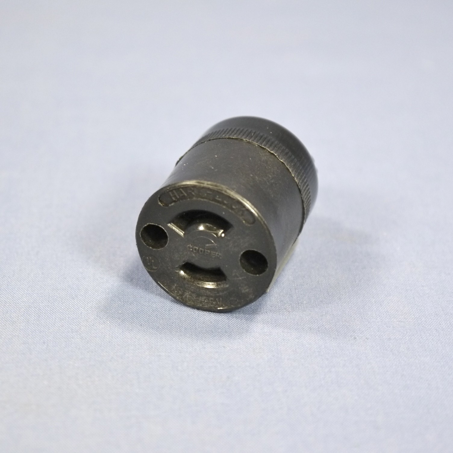 Cooper Hart-Lock ML1 Midget Twist Locking Connector Plug NEMA ML1R 15A 125 7464N