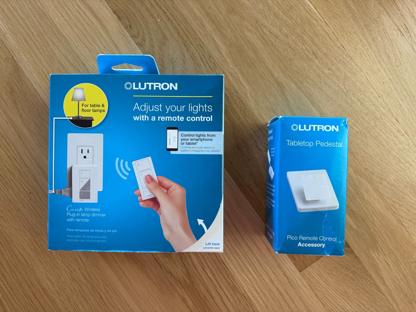 Lutron Caseta Wireless PD-3PCL-WH plug-in lamp dimmer AND Pico Tabletop Pedestal