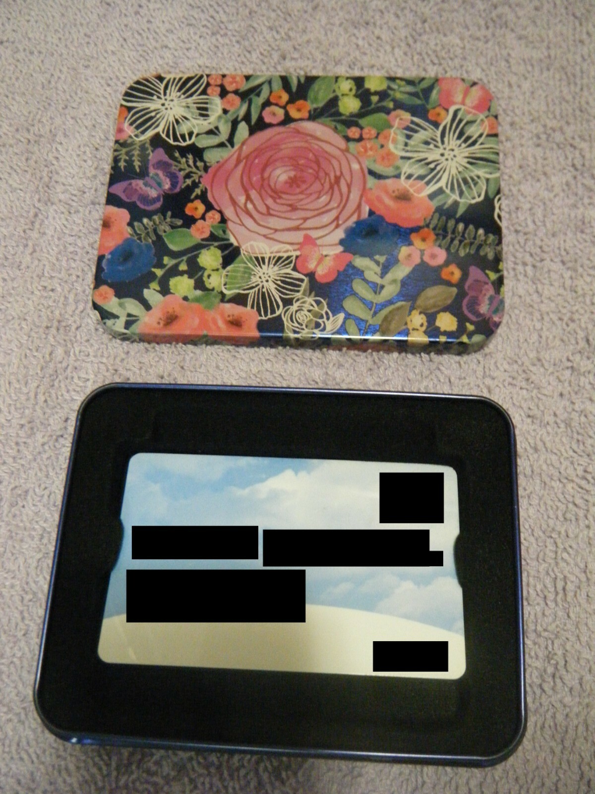 Flowered gift card empty holder