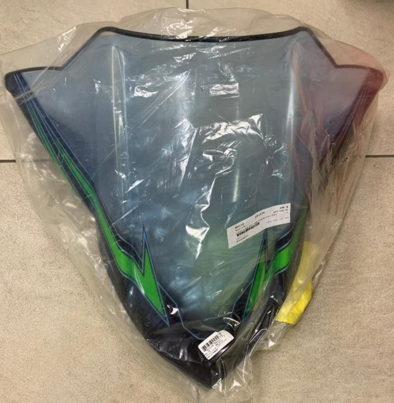 Arctic Cat Clear Mid LXR Windshield with Medium Green 8639-135