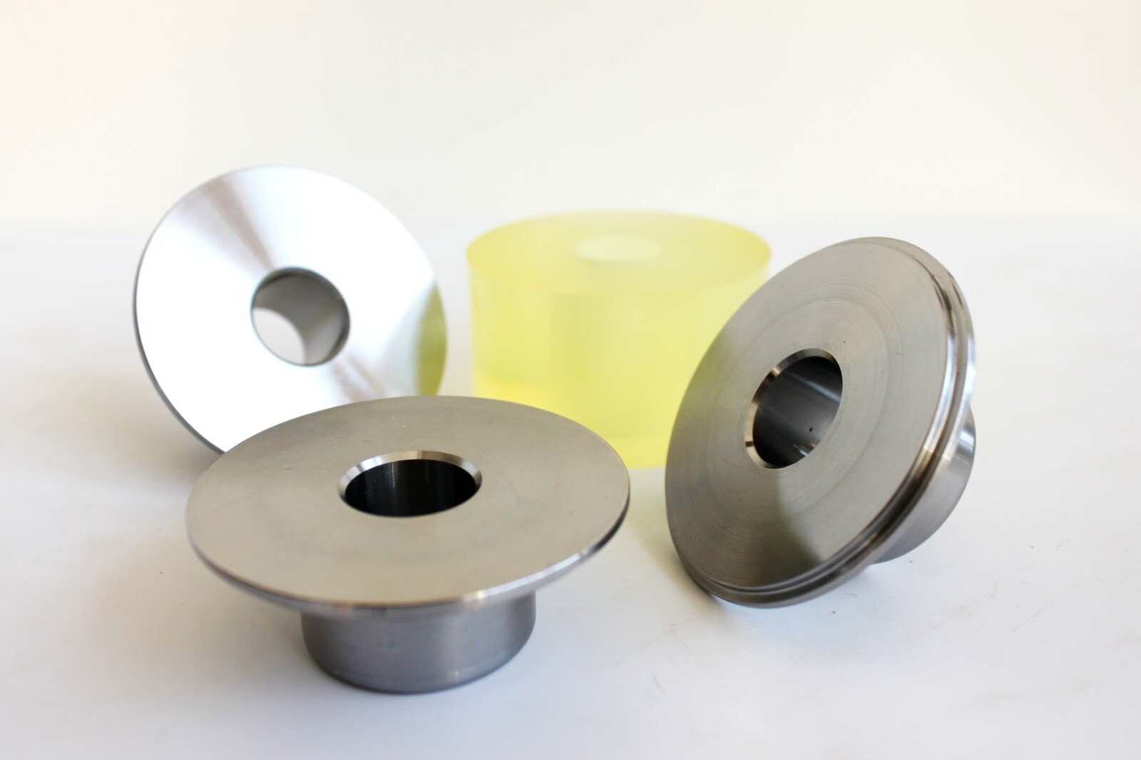 19mm shaft Bead Roller Offset and Tipping Dies With Polyurethane Wheel