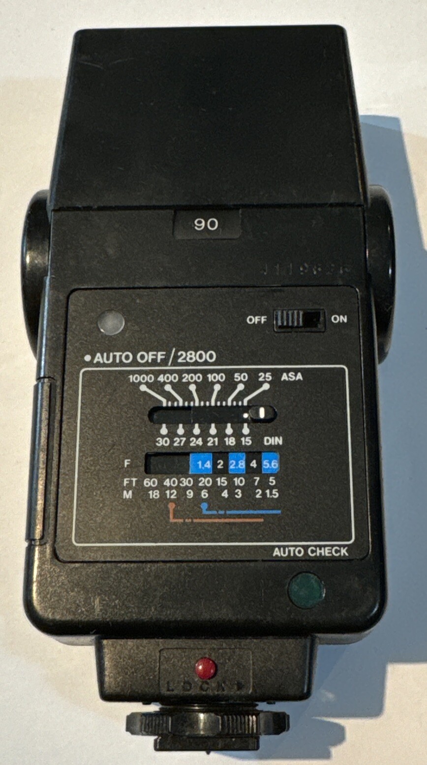 Vivitar 2800 Shoe Mount Flash
