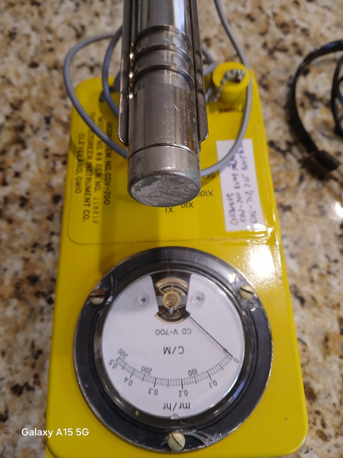 CD V-700 Geiger Counter certified Calibrated and working
