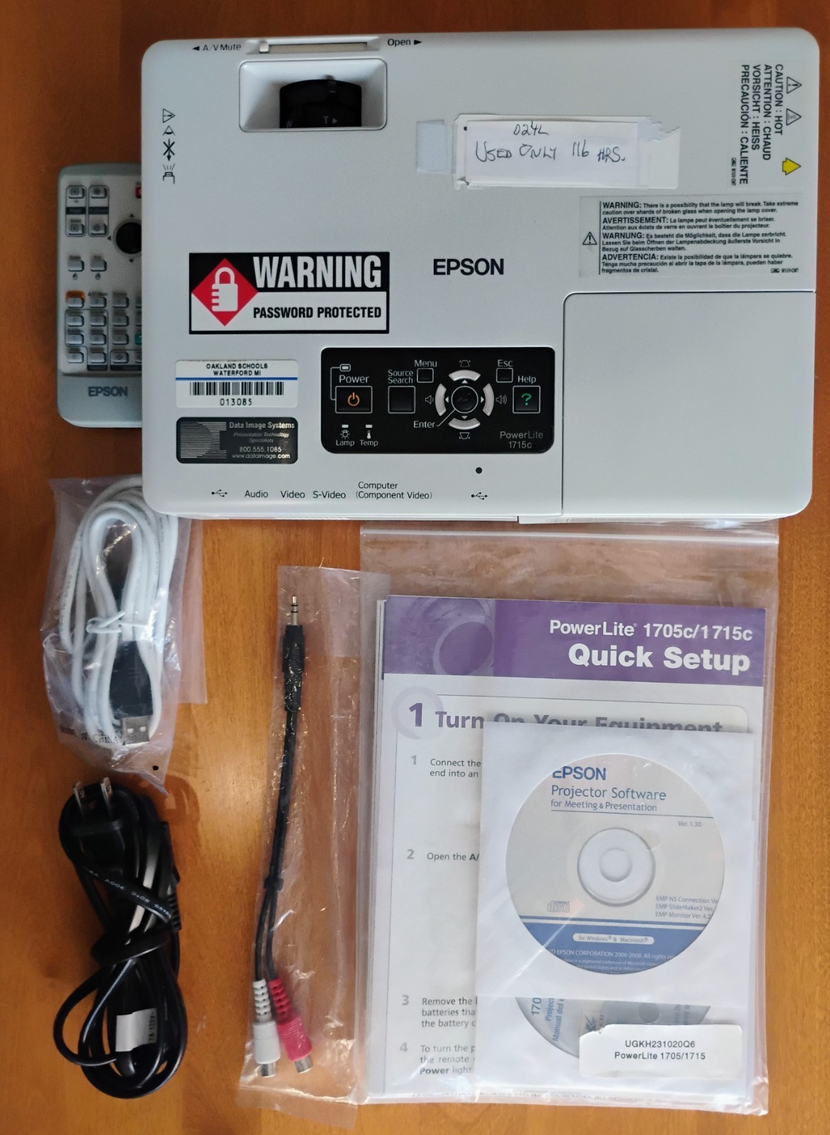 EPSON EMP-1715 Projector Only Used 116 Hrs