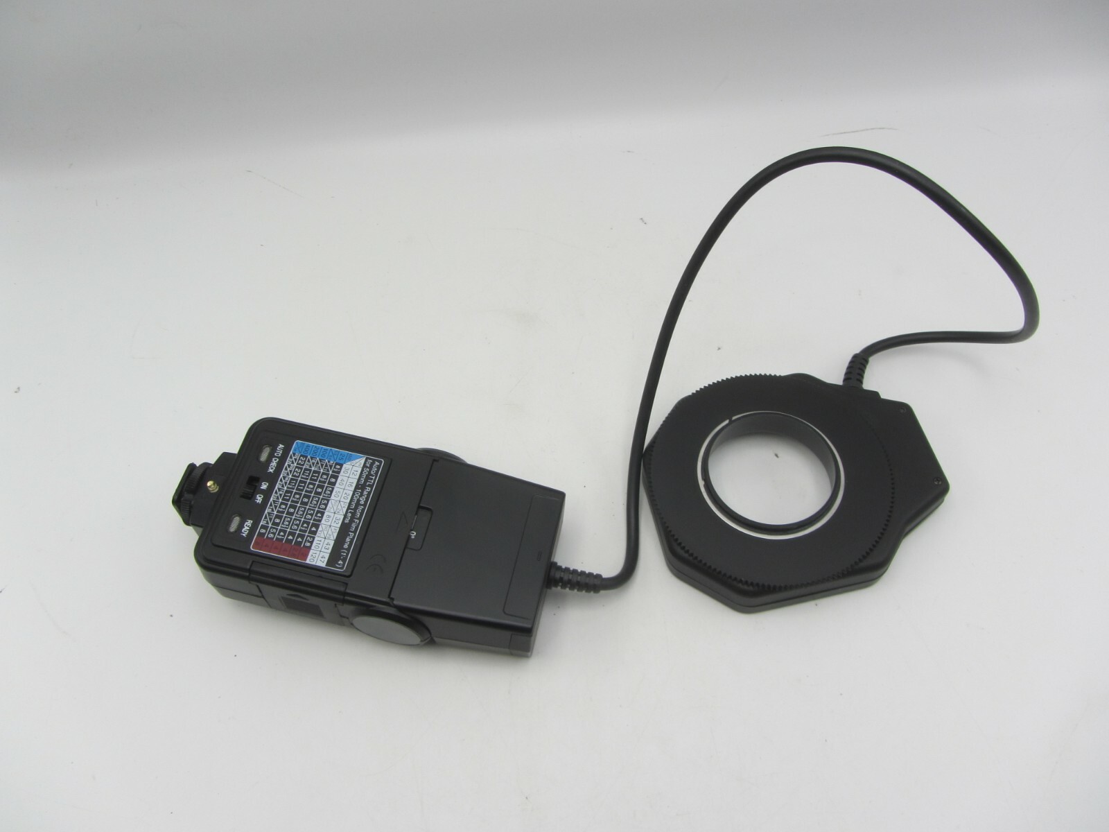 Vivitar Macro Flash Ring 6000AF C Canon Electronic Flash Unit - Tested Working