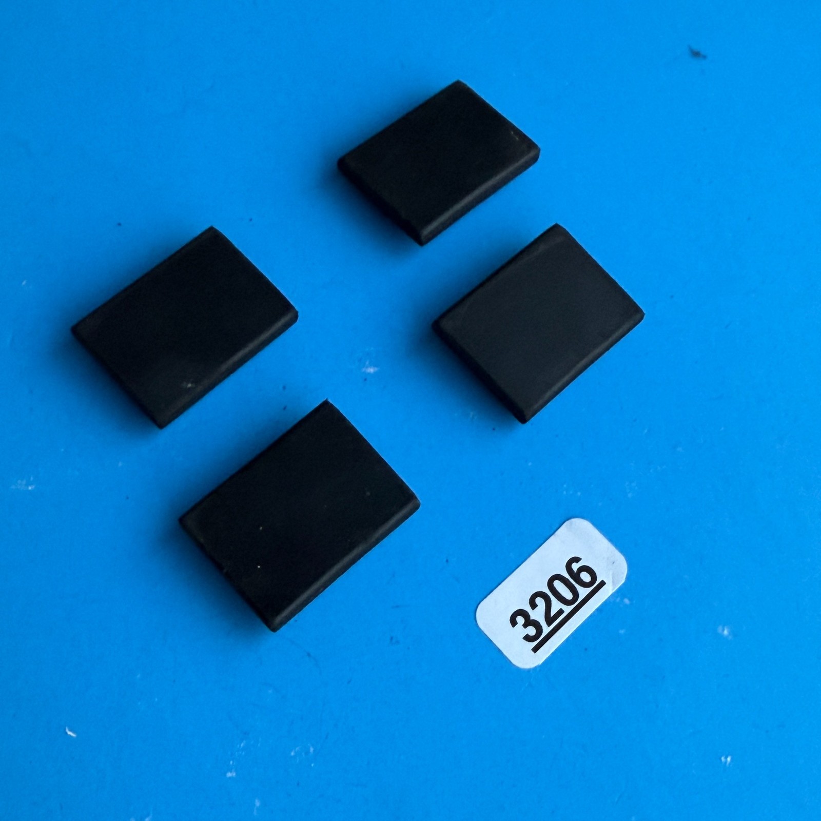 Native Instruments MASCHINE MKI Controller OEM Part: Rubber Foot Leg [4PCS]