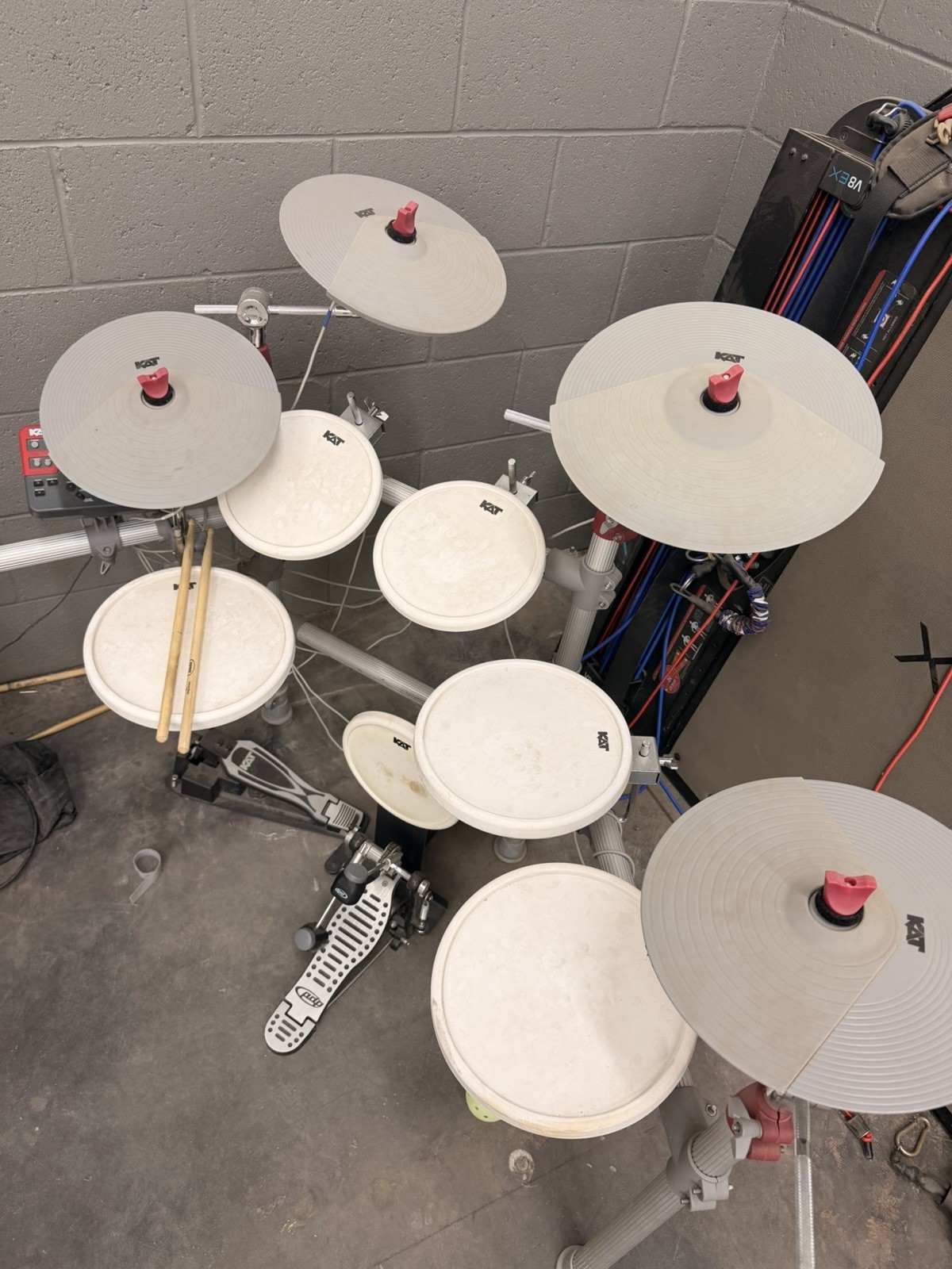 KAT KAT KT3 Digital Electronic Drum Kit, 6 Pads, Programmable, USB Out, Pedals