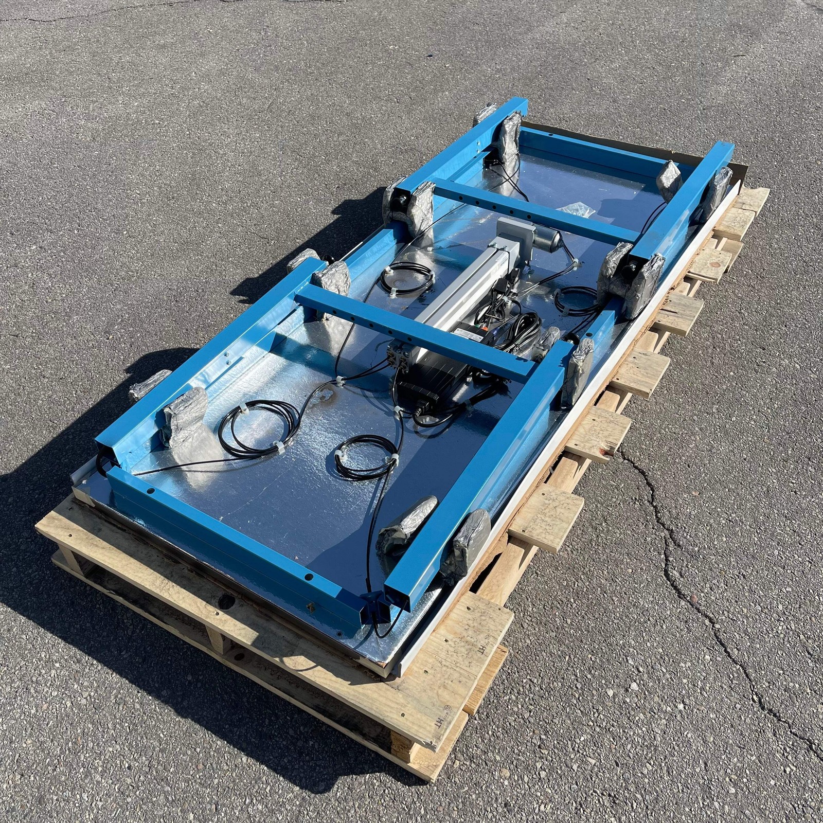 Z@ ERGOSWISS Work Table Lift System 70”x28” Blue