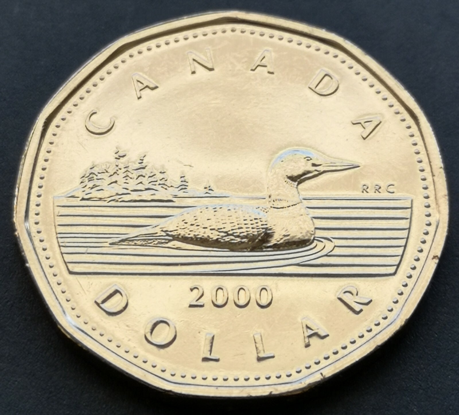 *** CANADA LOONIE 2000 W *** FROM MINT SET *** BETTER DATE ***