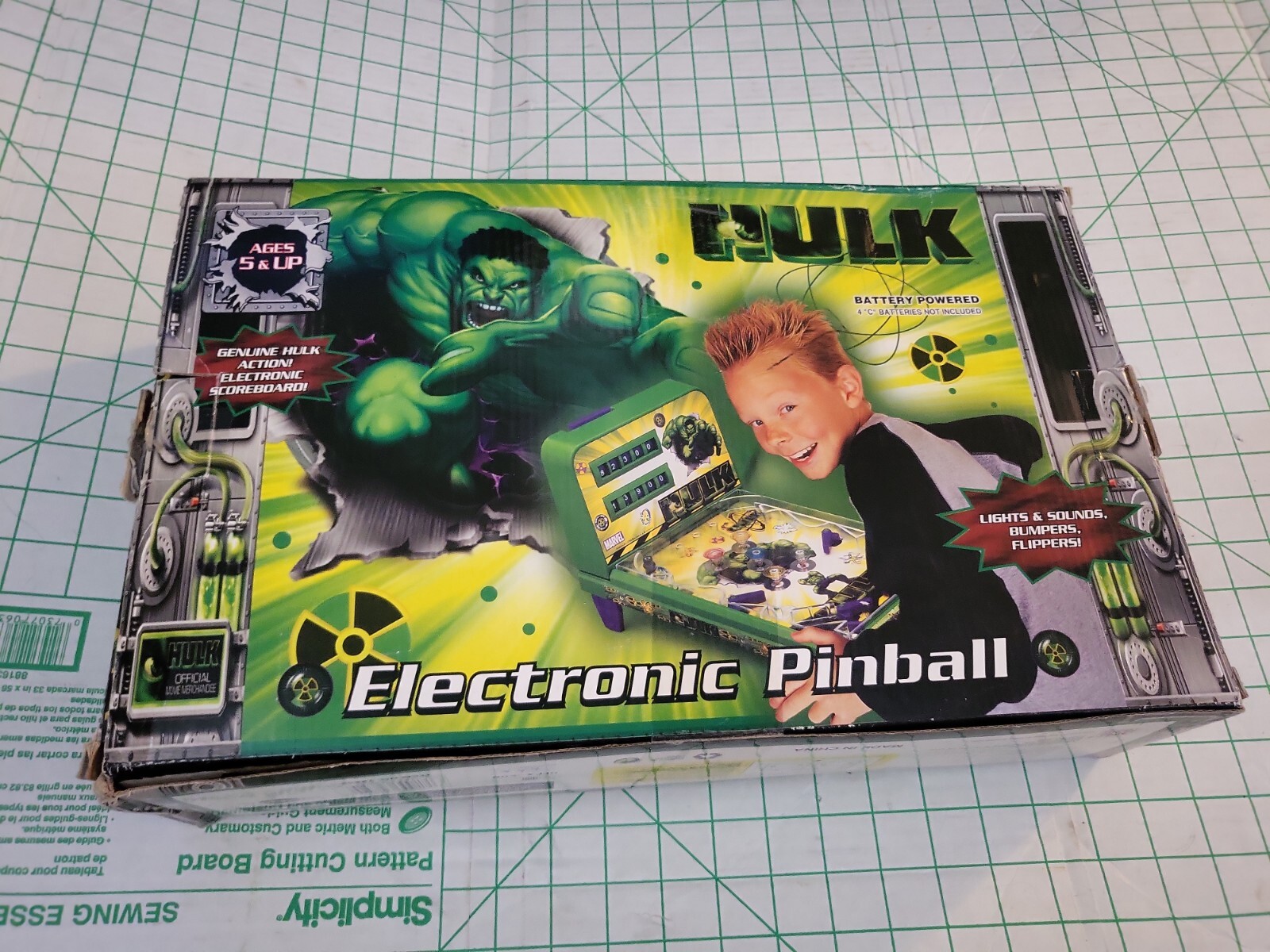 2003 MARVEL THE INCREDIBLE HULK ELECTRONIC PINBALL MACHINE RARE