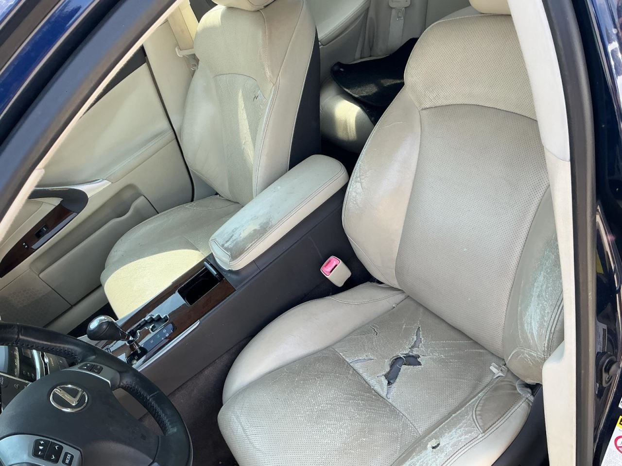 IS250 2011 Glove Box 5019298