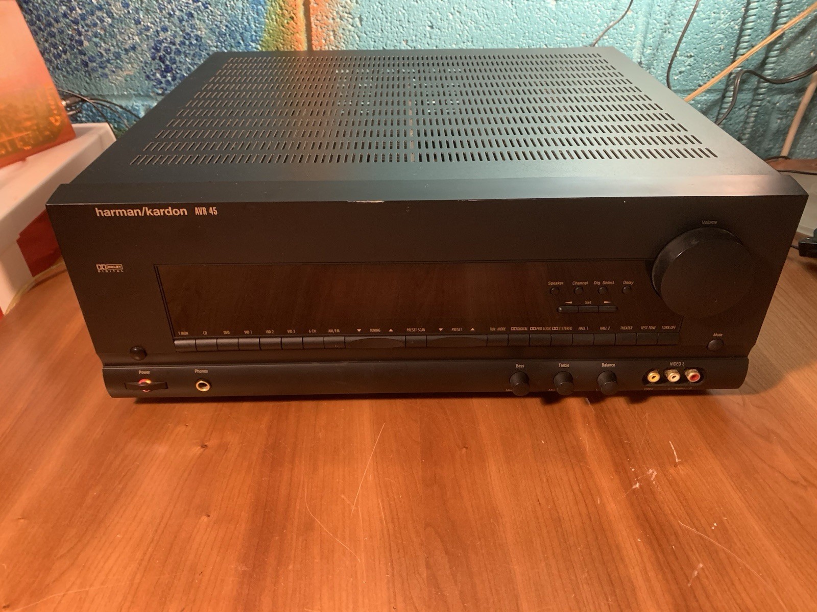 Harman Kardon AVR 45 Audio/Video Receiver With Surround Sound Working No Remote