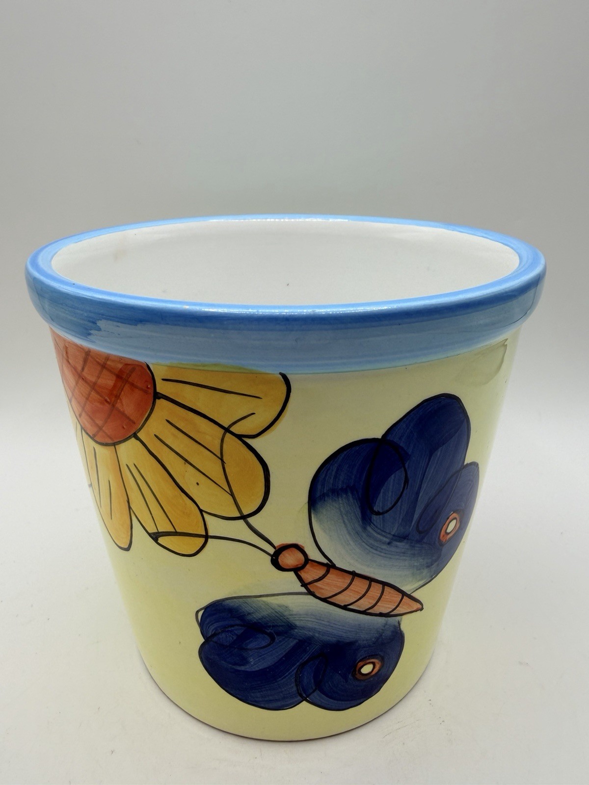 2001 Charlene Patterson Designed Ceramic Flower Pot, Floral & Butterflies 4.25”