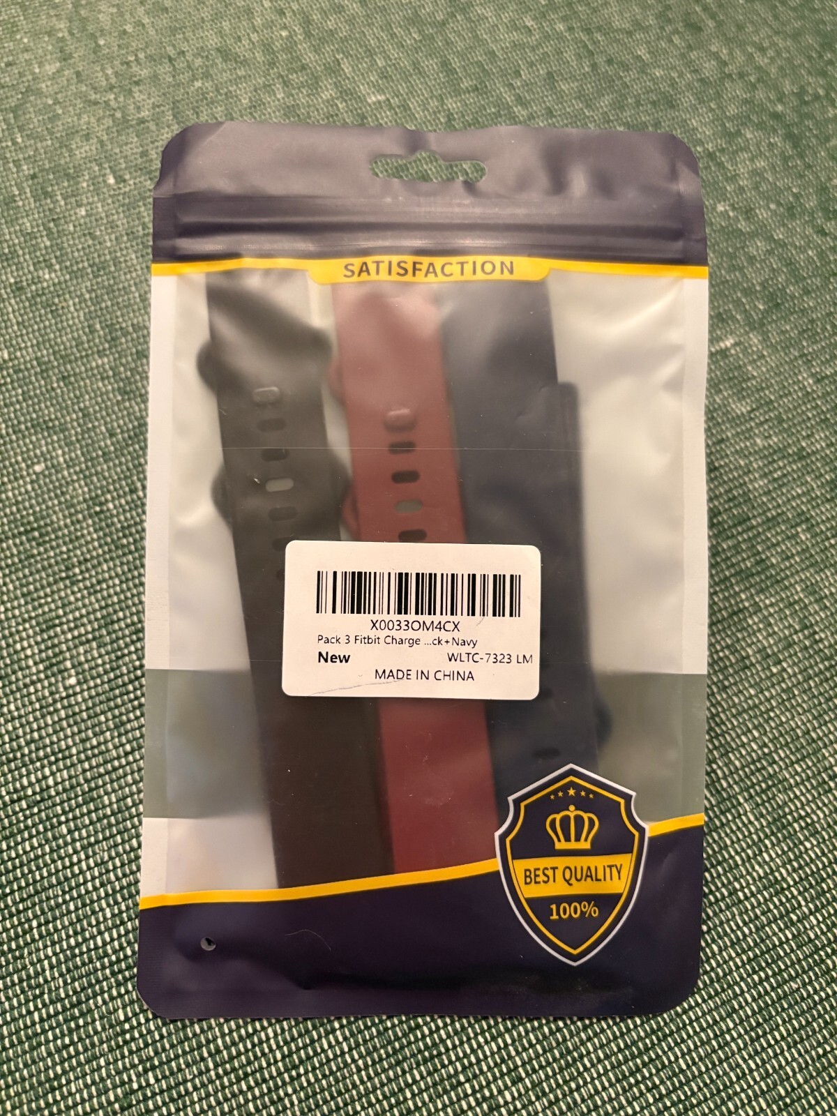 NEW Genuine Fitbit Charge 3 / Charge 4 Small Black Band PLUS 3 replacement bands