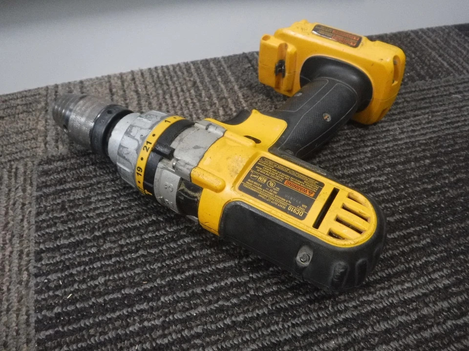 Dewalt Model Dc910 28v Hammer Drill Tool Only