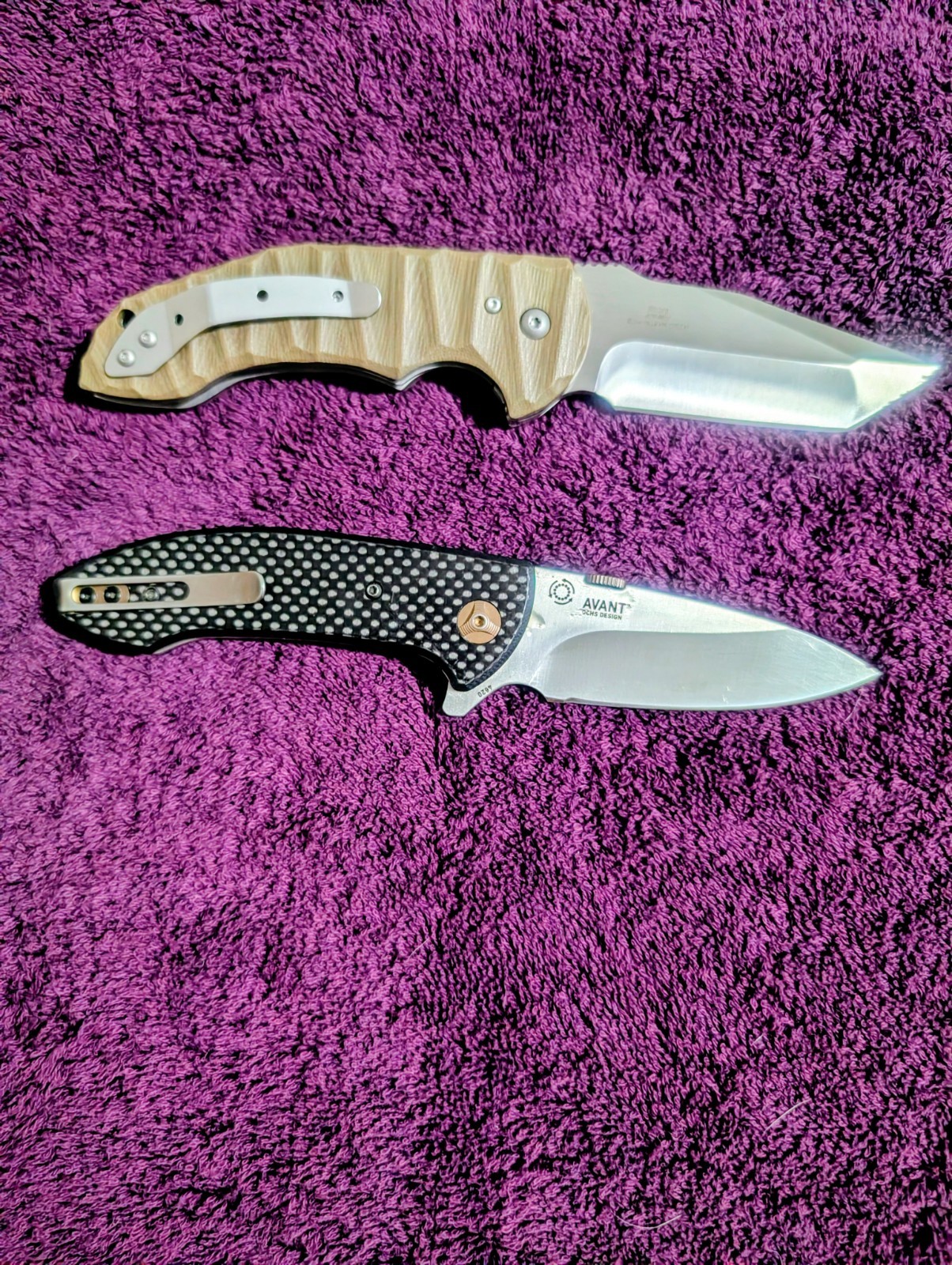 2 Pocket Knife Lot