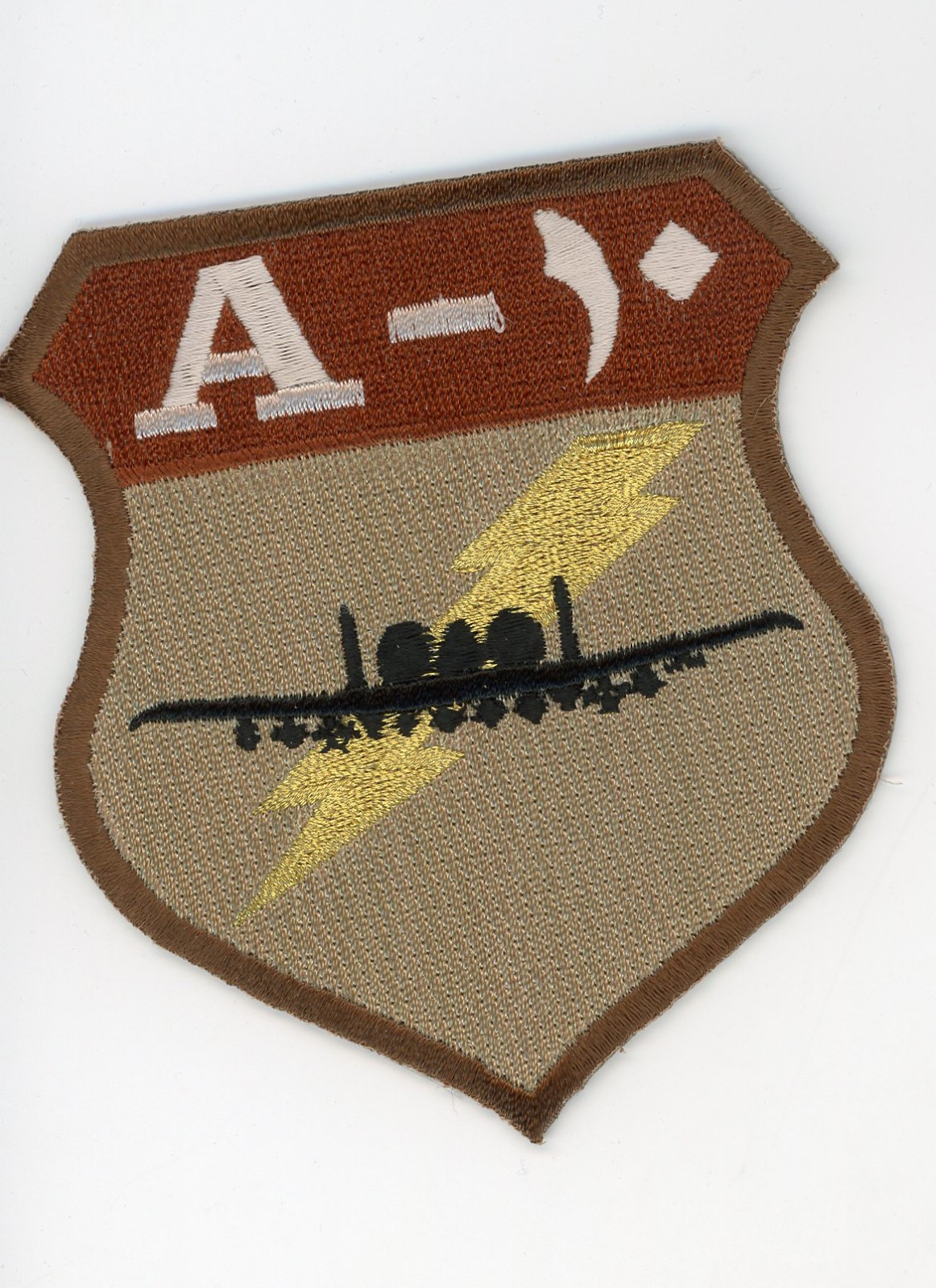 PATCH USAF A-10 SHIELD DESERT ARAB  IRON ON PARCHE
