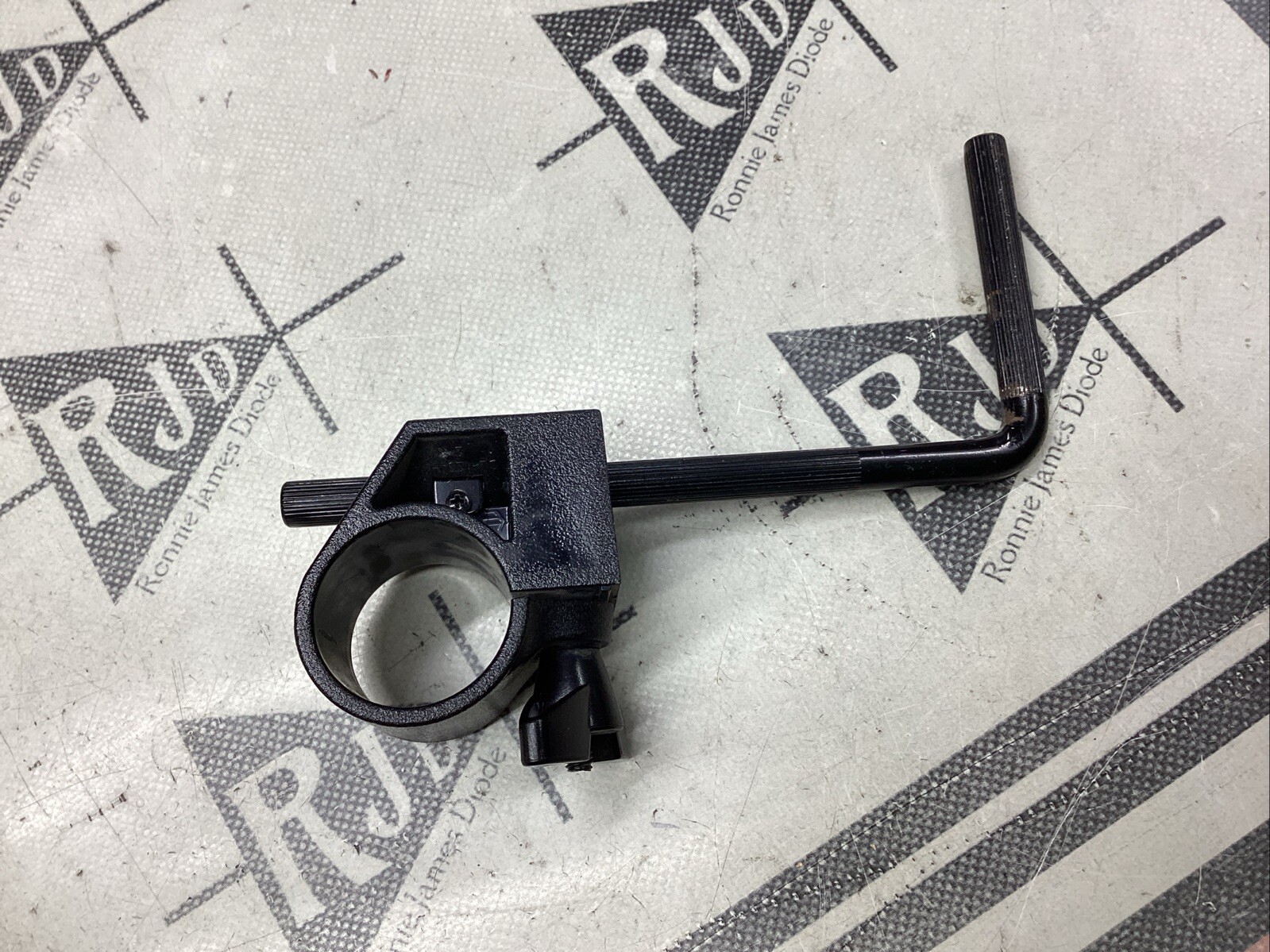 Ion Power Mesh Tom L Arm Clamp Bracket 1.5”