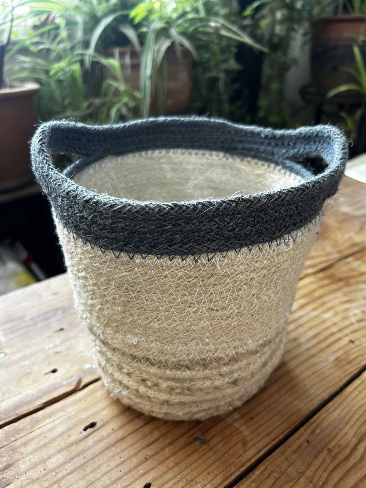 Woven Jute Tan & Blue Lined Basket 7” X 7.5”  Home Decor Houseplant Pot Cover