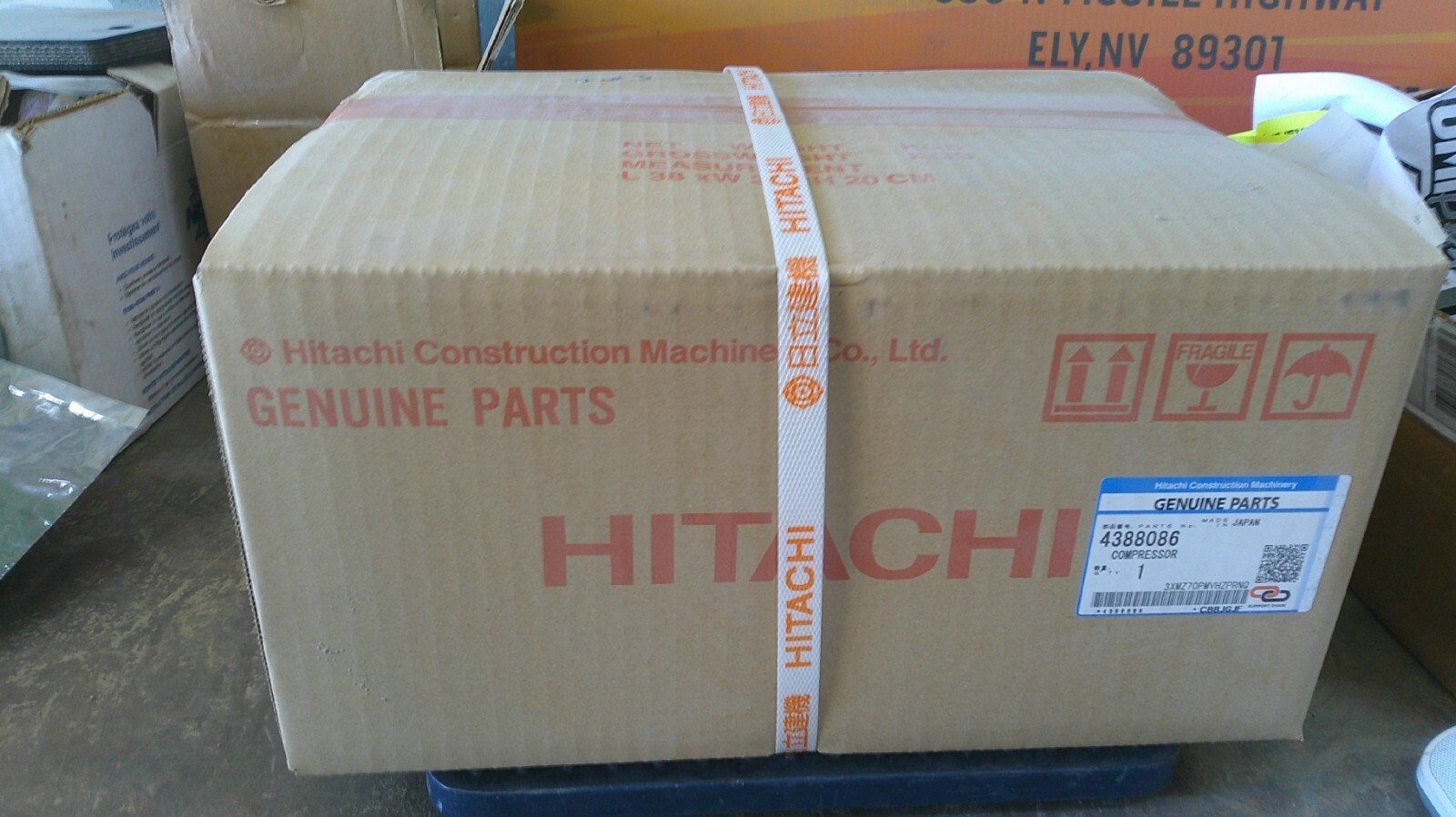 New Hitachi Compressor 4388086