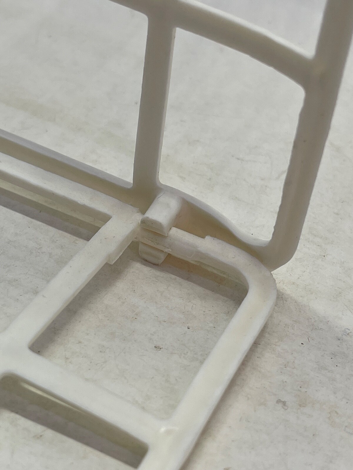 2-Piece Ball Cap Washer Frame - Plastic White