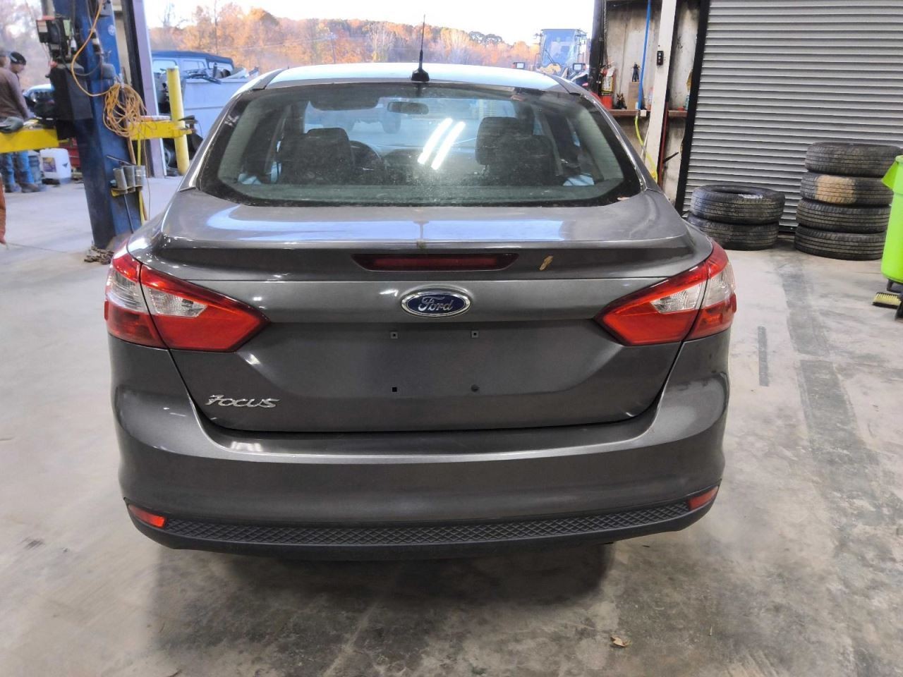 FOCUS 2014 Battery Tray 685699